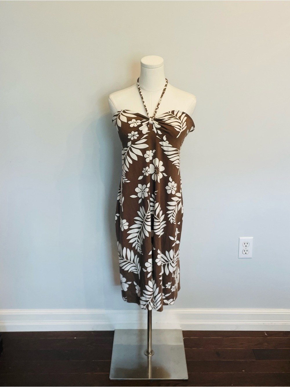 Tommy Bahama Brown and White Leaf-Print dress - Picture 3 of 11